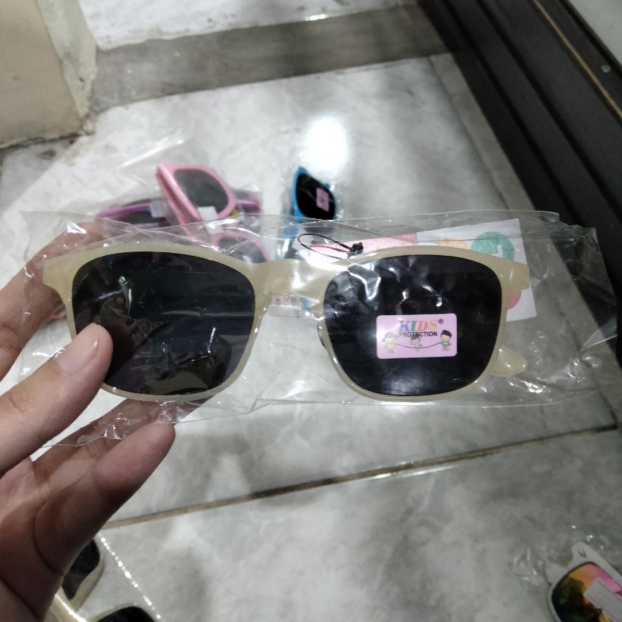 Kacamata Anak/ Cream