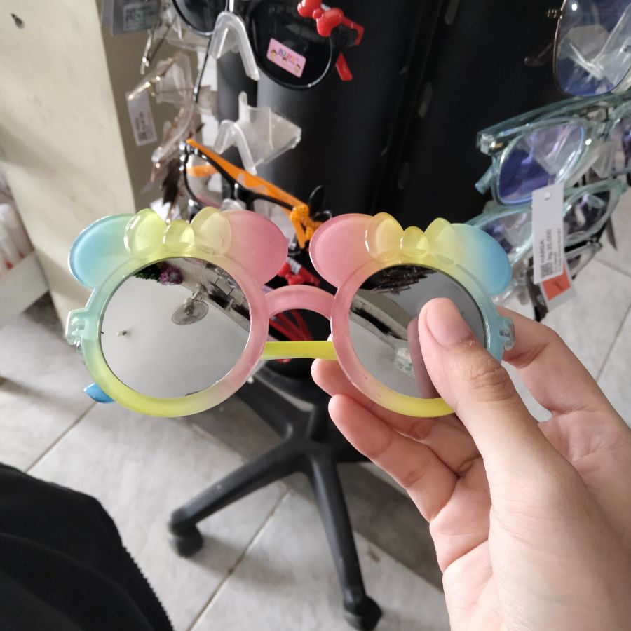 Kacamata Mickey Mouse 