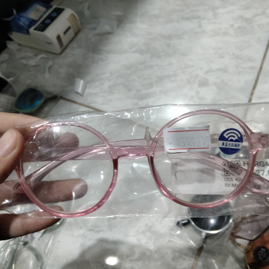Kacamata Wanita Transparan Pink 
