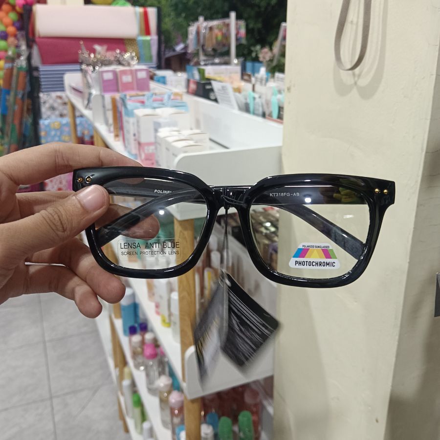 Kacamata Photochromic Dewasa/Semi Kotak