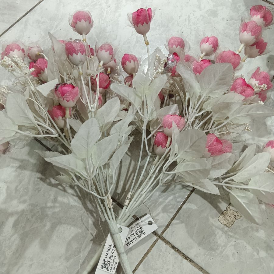 Bunga Tulip Pink