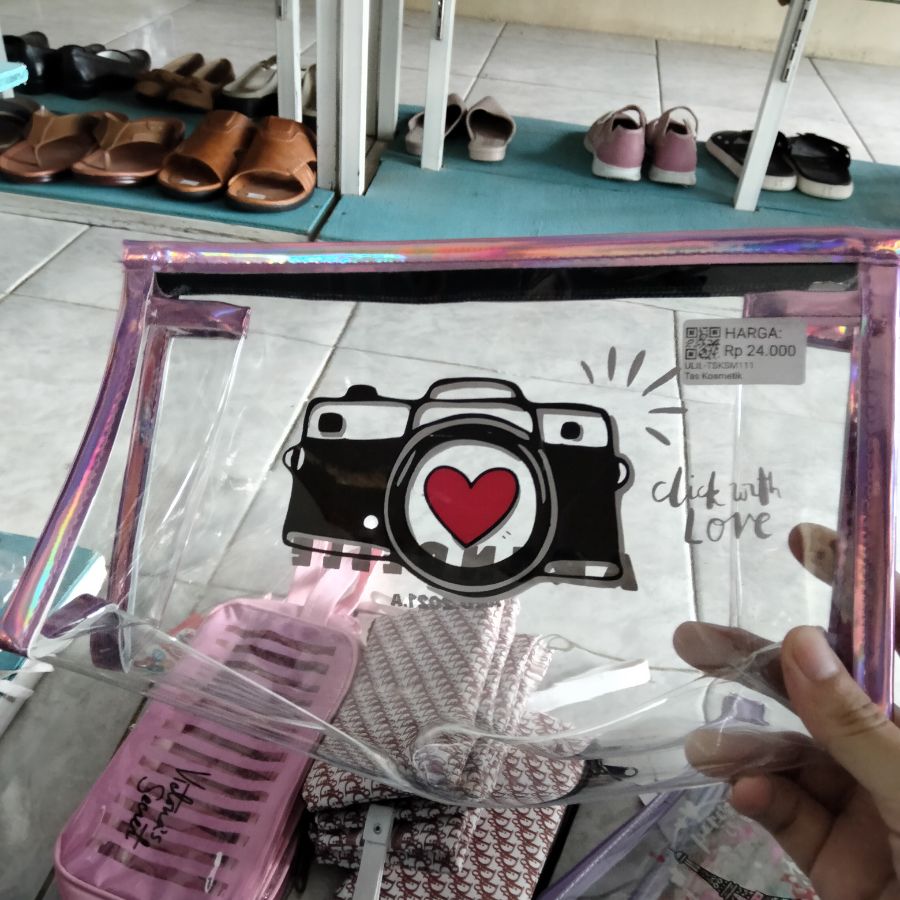 Tas kosmetik 