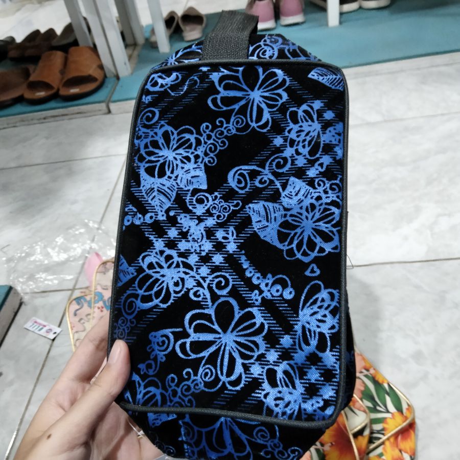 Dompet Serbaguna 