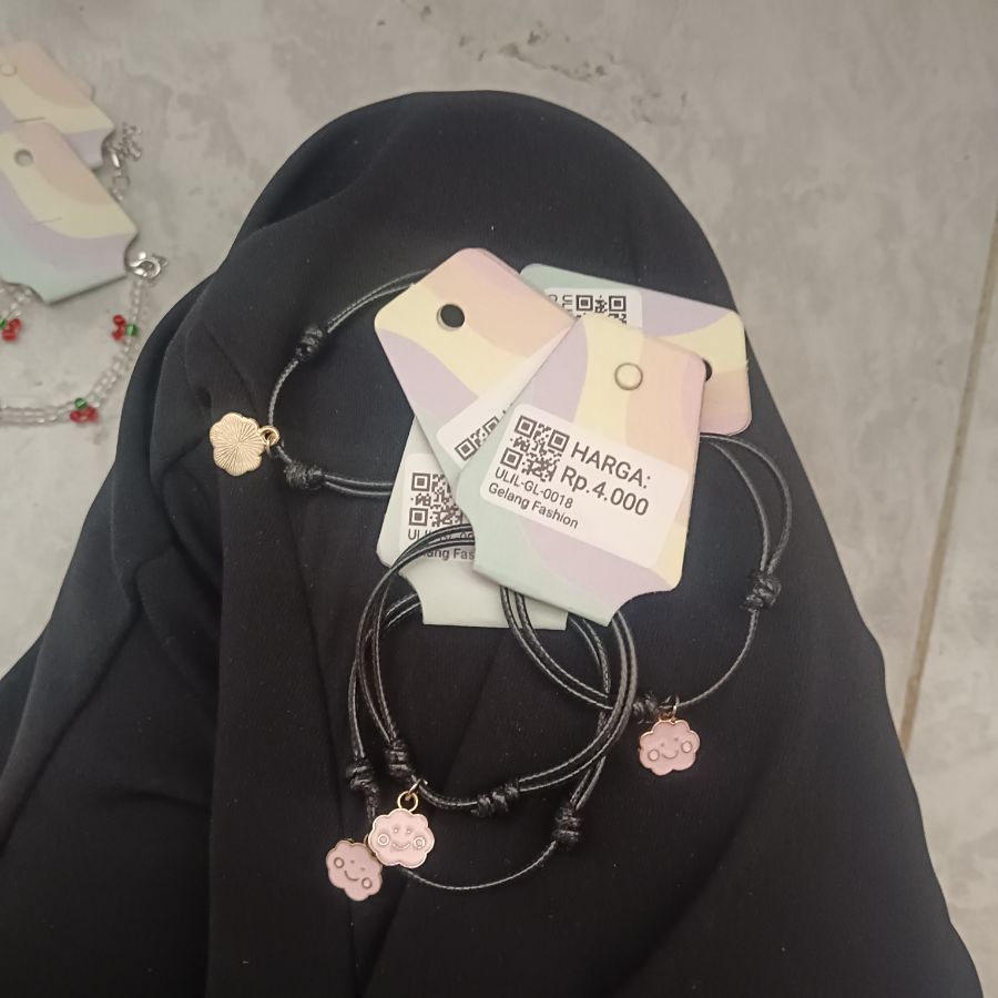 Gelang Fashion Awan Pink