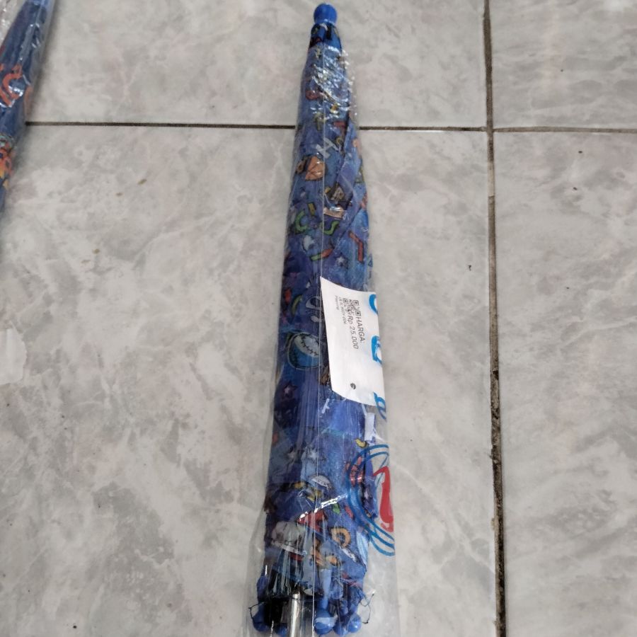 Payung anak karakter 