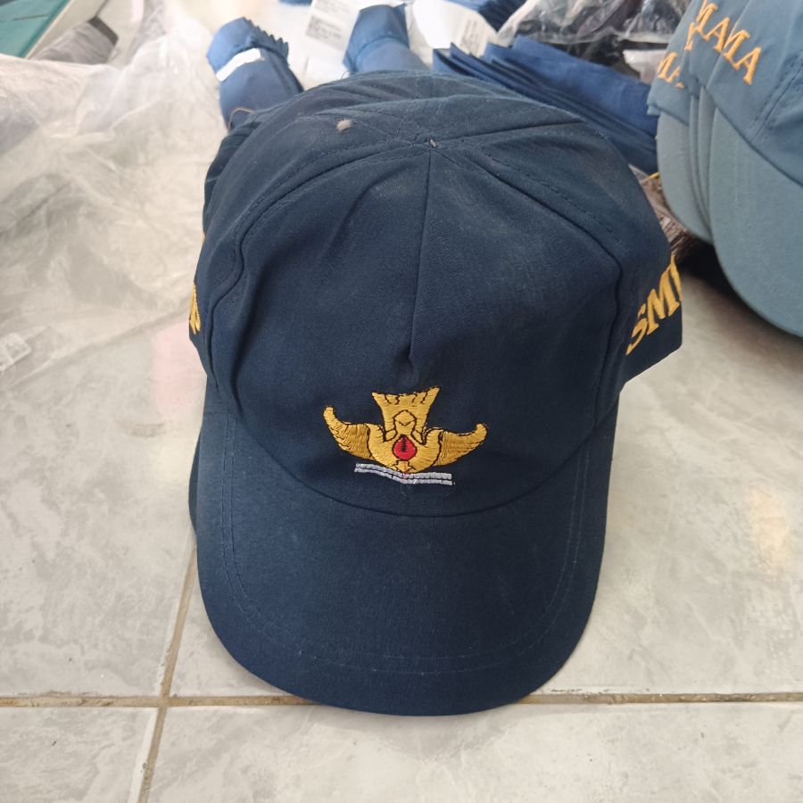 Topi SMP