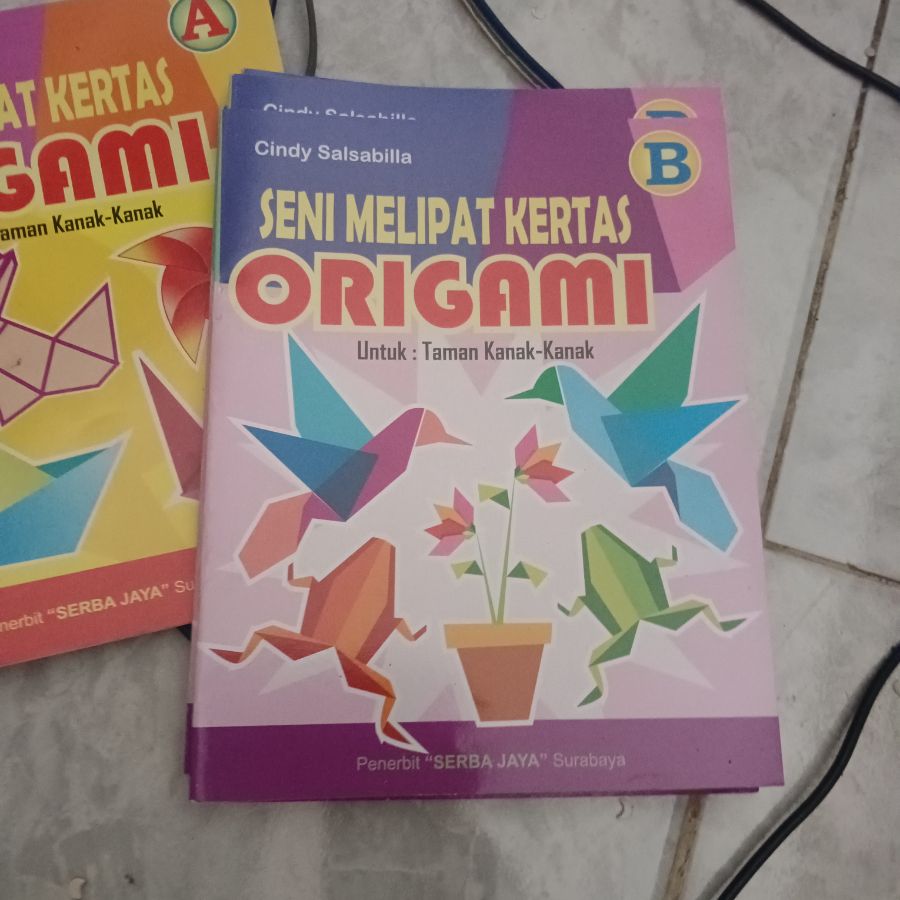 Seni Melipat Kertas Origami B