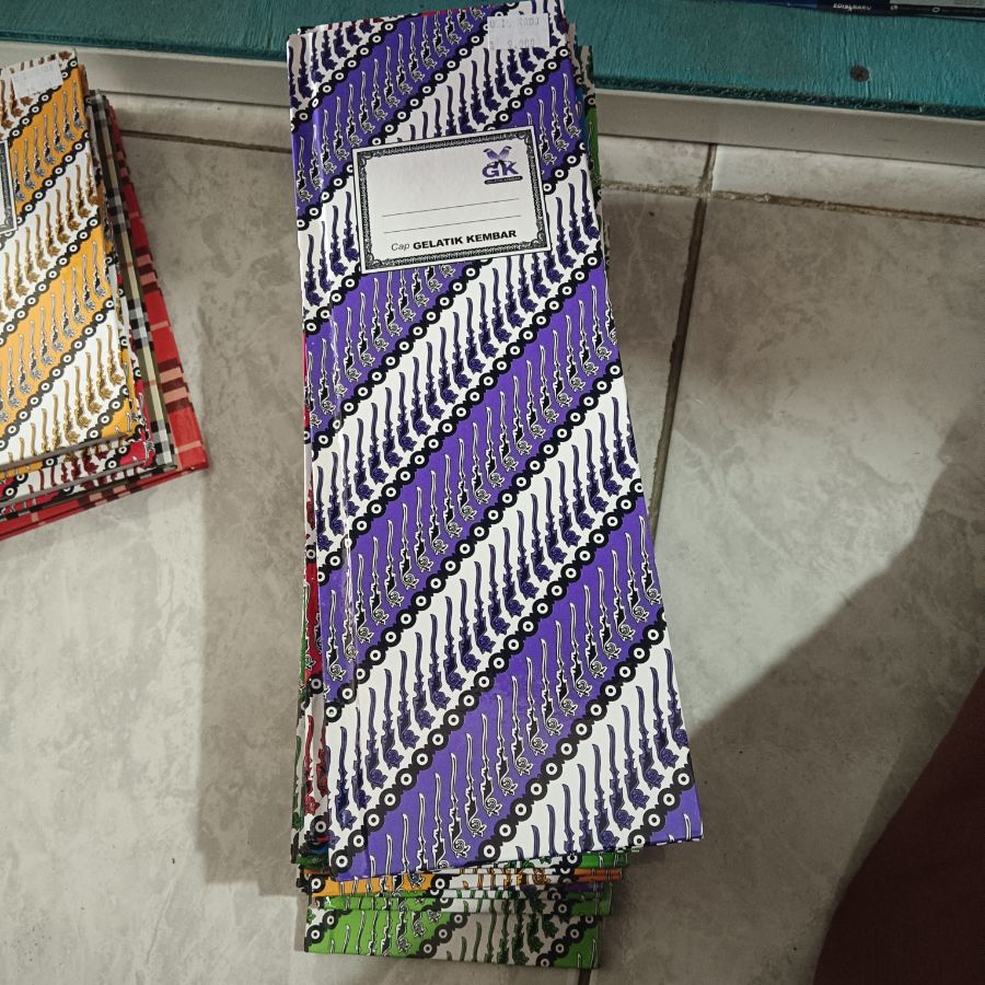 Buku Gelatik Kembar Isi 50/Kecil Panjang