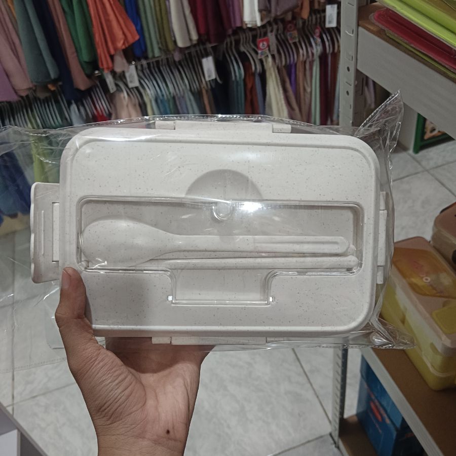 Lunch Box Jerami Putih