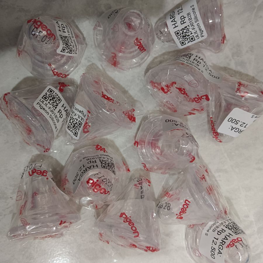 Dot Pigeon Silicone S