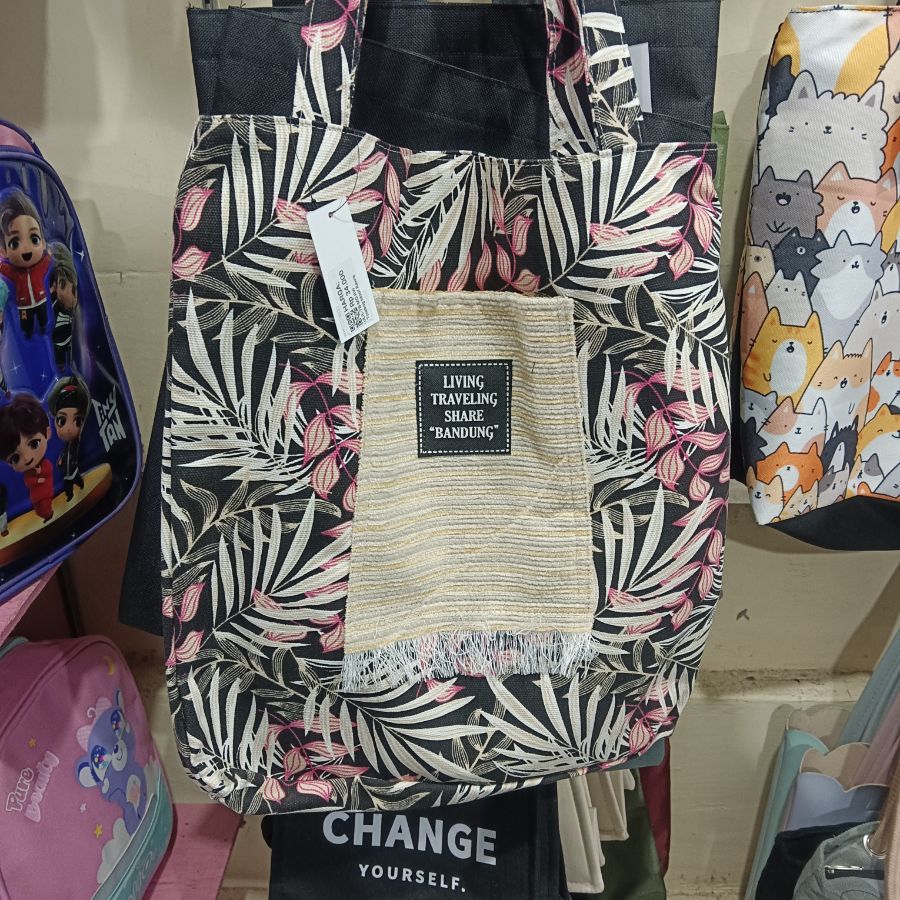 Totebag Motif Rawis
