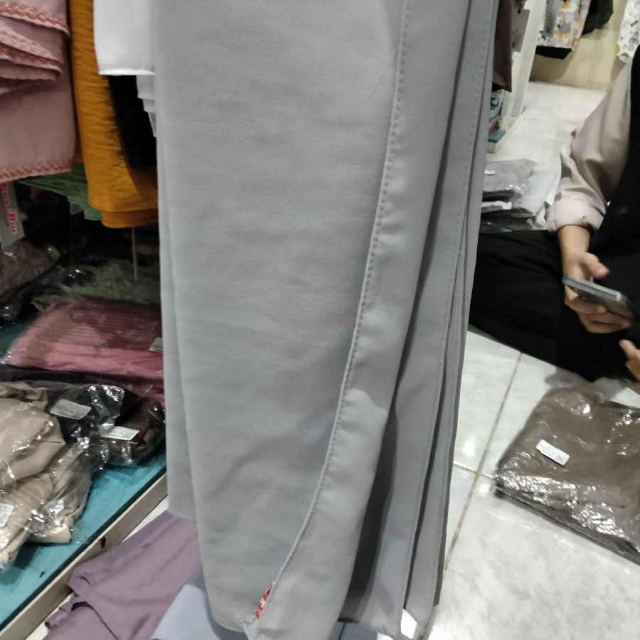 Pasmina Diamond/ Abu