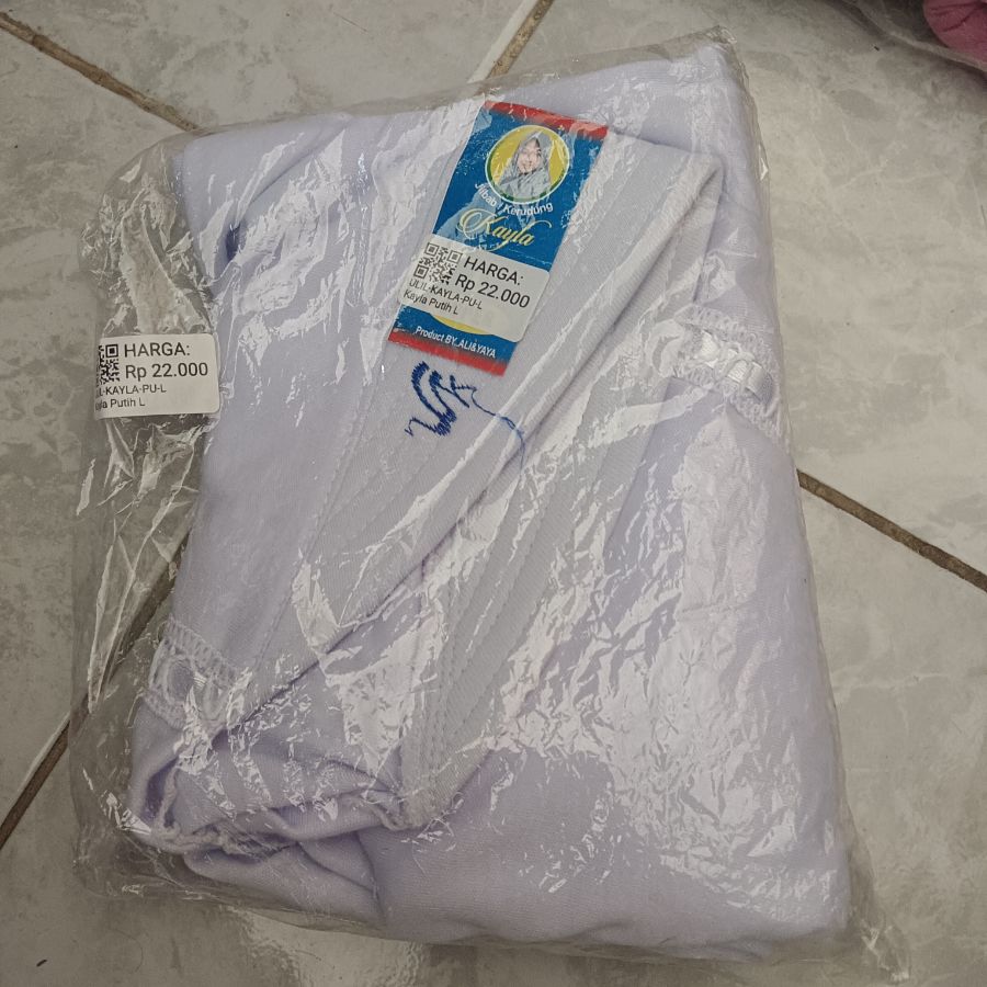 Jilbab Sekolah Instan Kayla/Putih/L