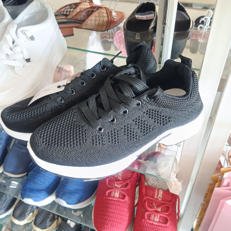 Cani Sepatu Fashion Sport/Black/37