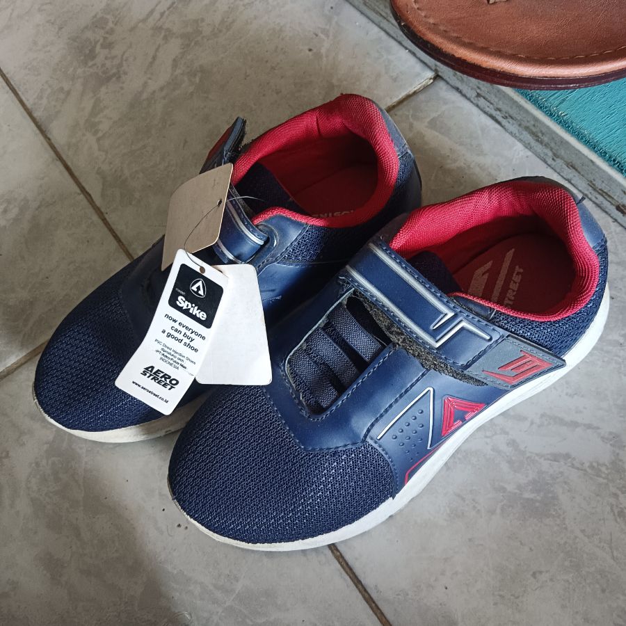 Aerostreet Spike/Navy/32