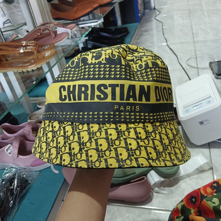 Topi Bucket Cristian Dior