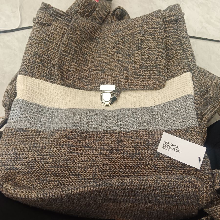 Tas Rajut