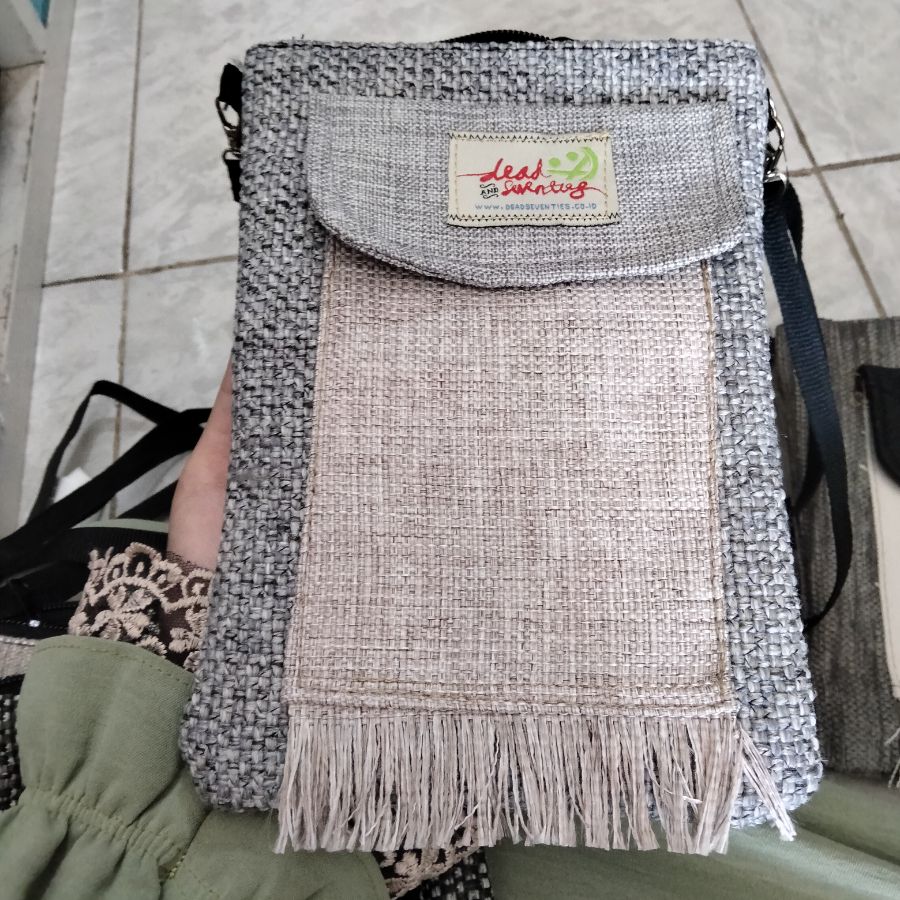 Slingbag Rawis Abu Muda