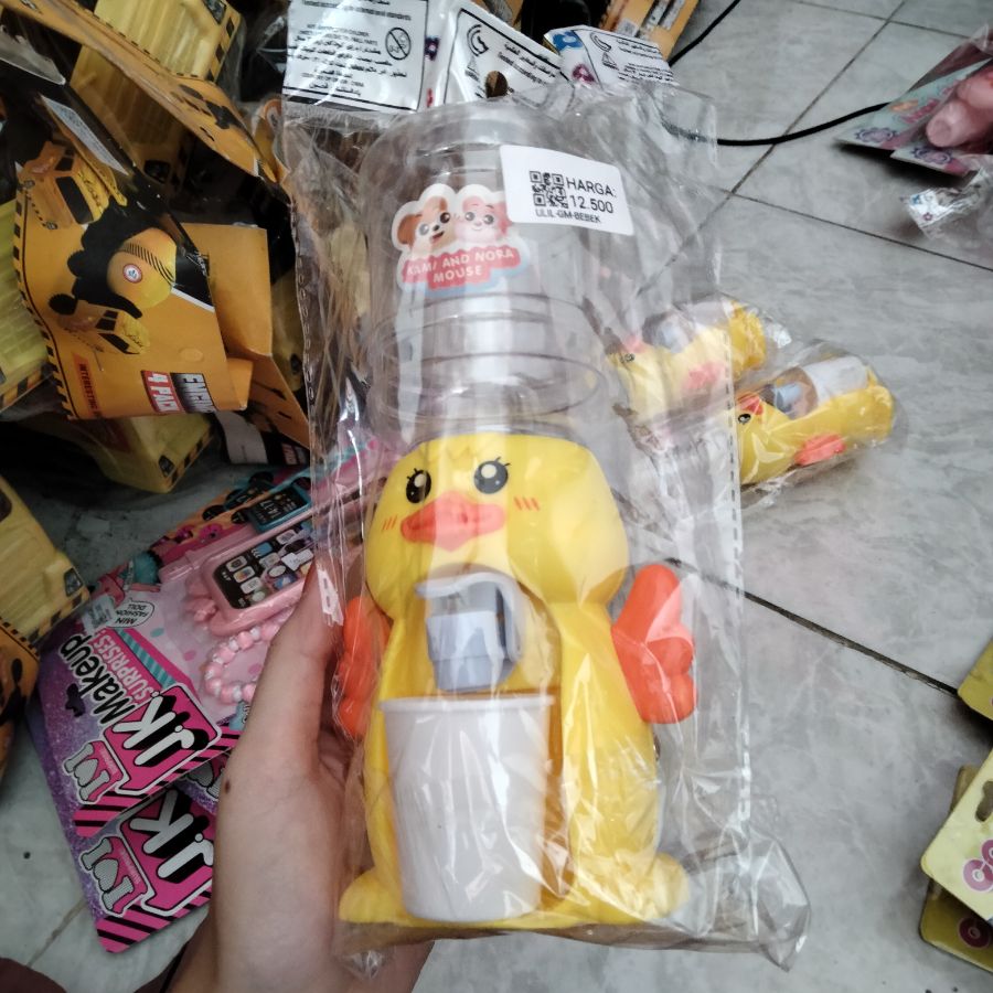 Mainan Galon Bebek