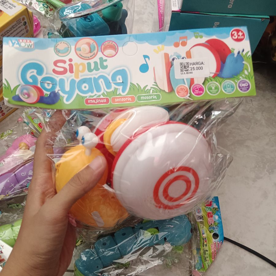 Mainan Anak Siput Goyang
