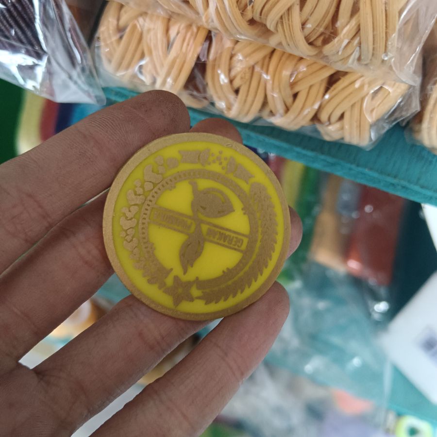 Pin Pra Penegak Cewek