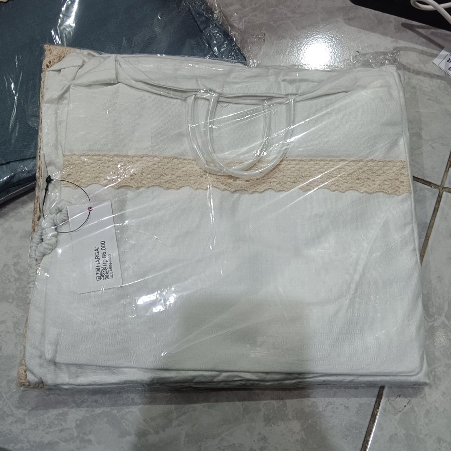Mukena Renda/Putih