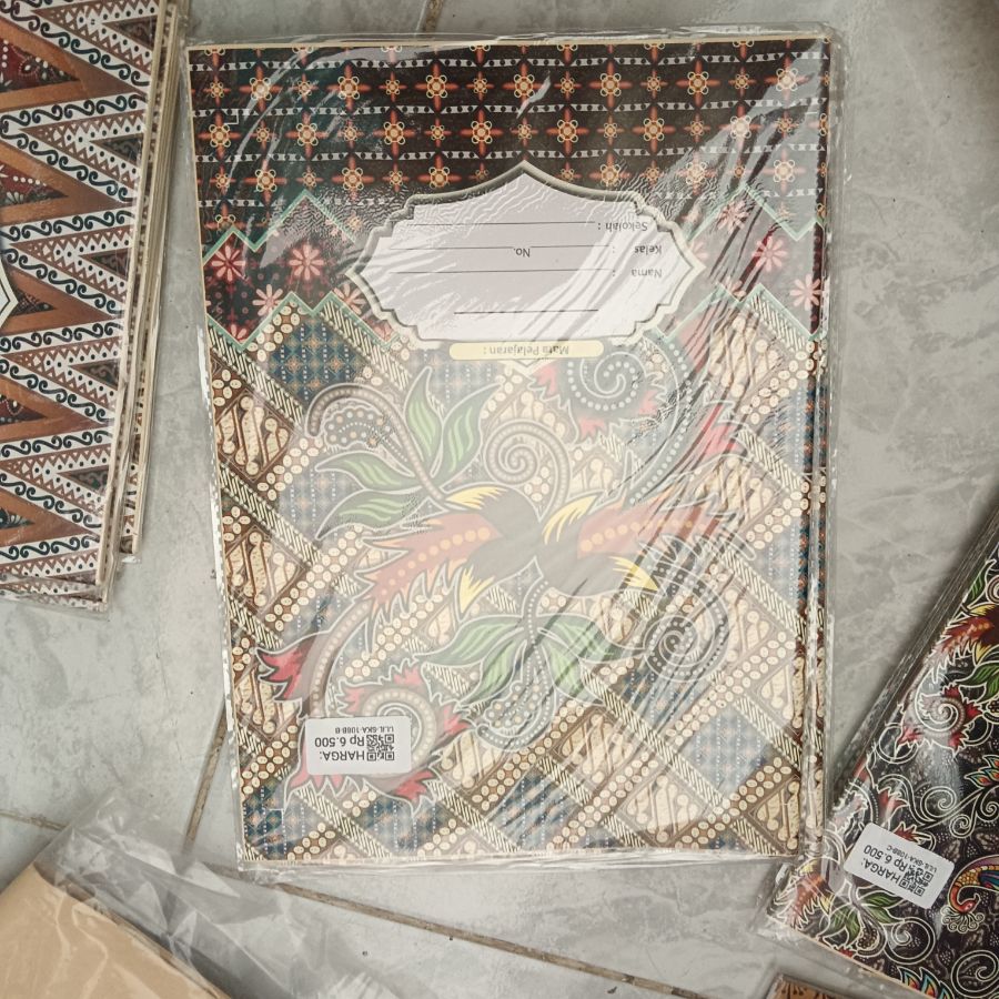 Sampul Buku Kertas