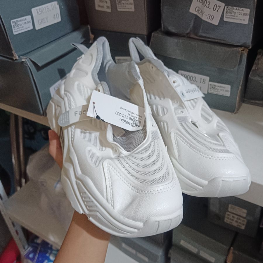 Sepatu Fashion Cani/Grey/41