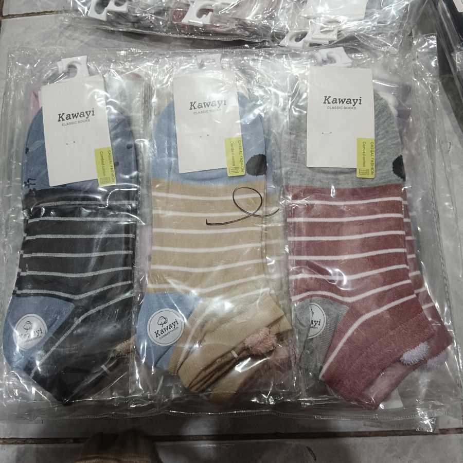 Kaos Kaki Fashion Kawayi