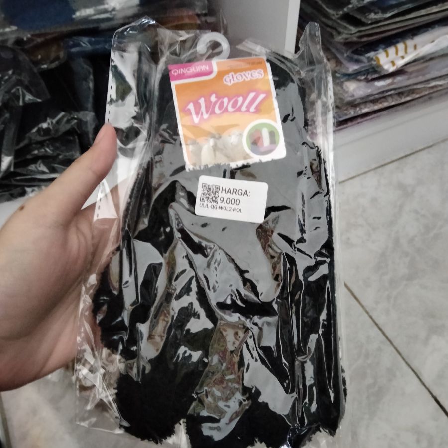 Sarung Tangan wooll hitam