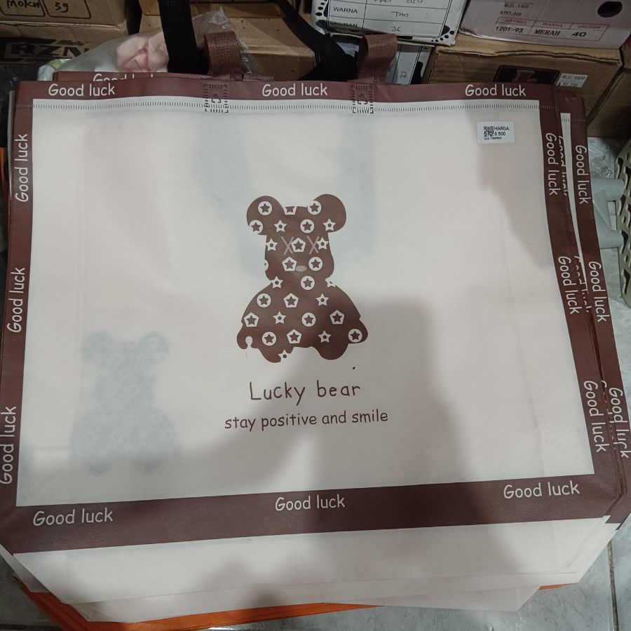 Tas Spunbond Lucky Bear Besar