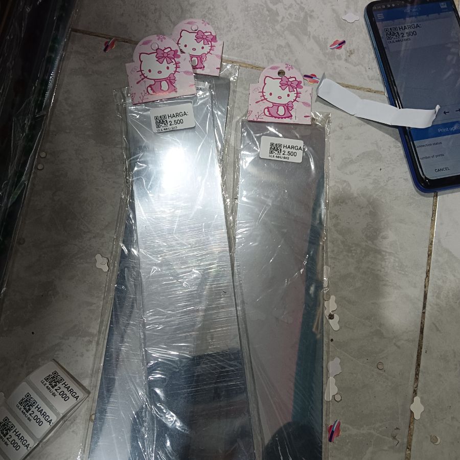 Mika Hijab Besar