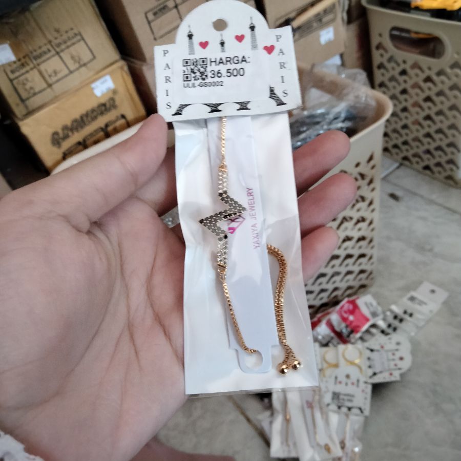 Gelang Serut Permata 