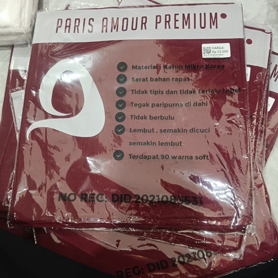 Paris Amour/Maroon