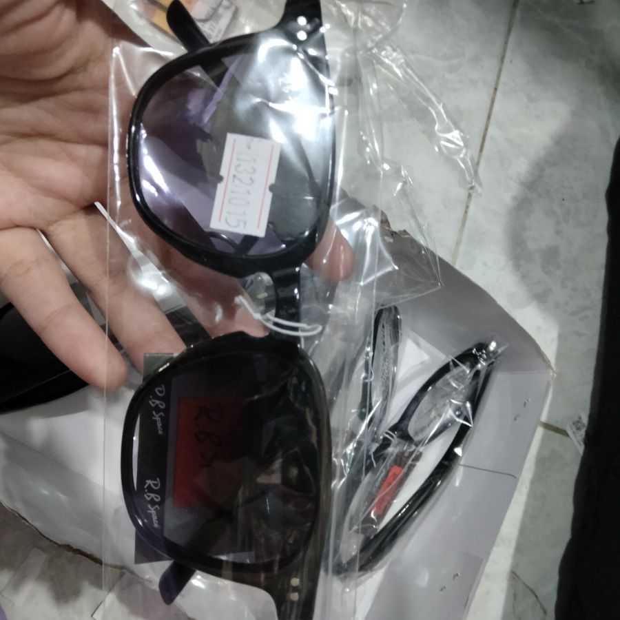 Kacamata Fashion Hitam 