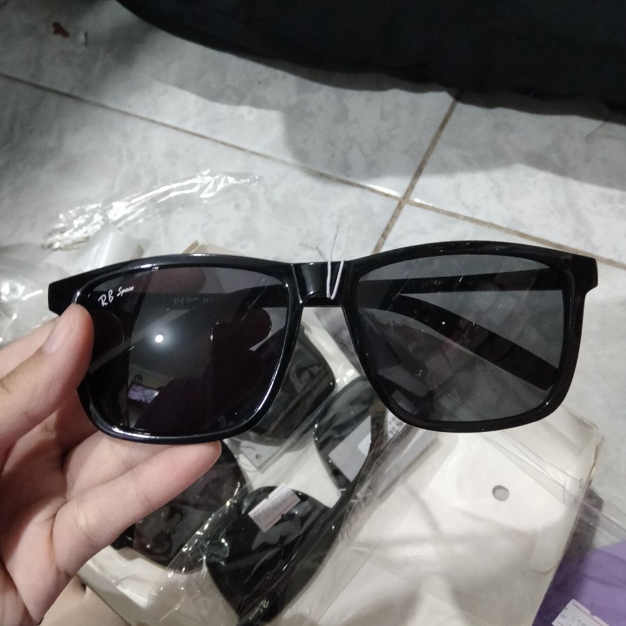 Kacamata Fashion Hitam 