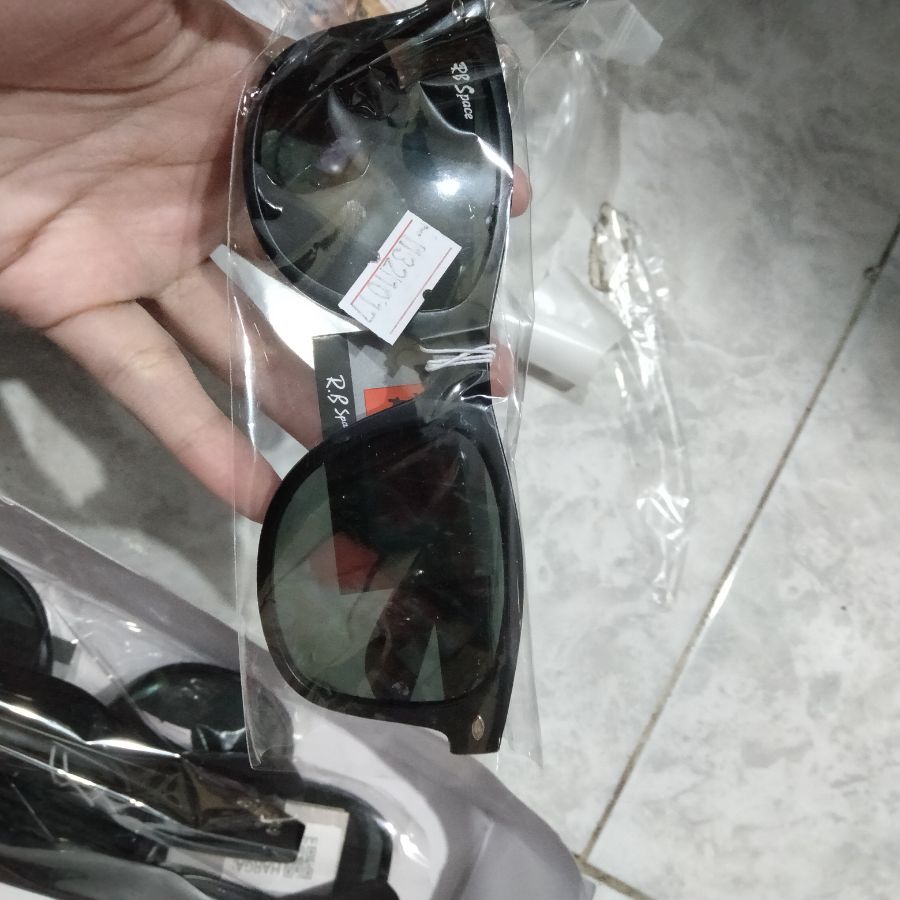 Kacamata Fashion Hitam 