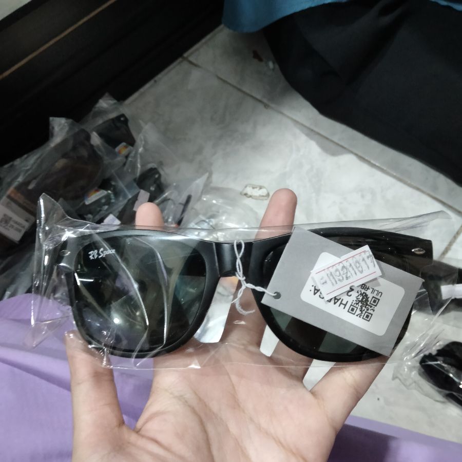 Kacamata Fashion Hitam 