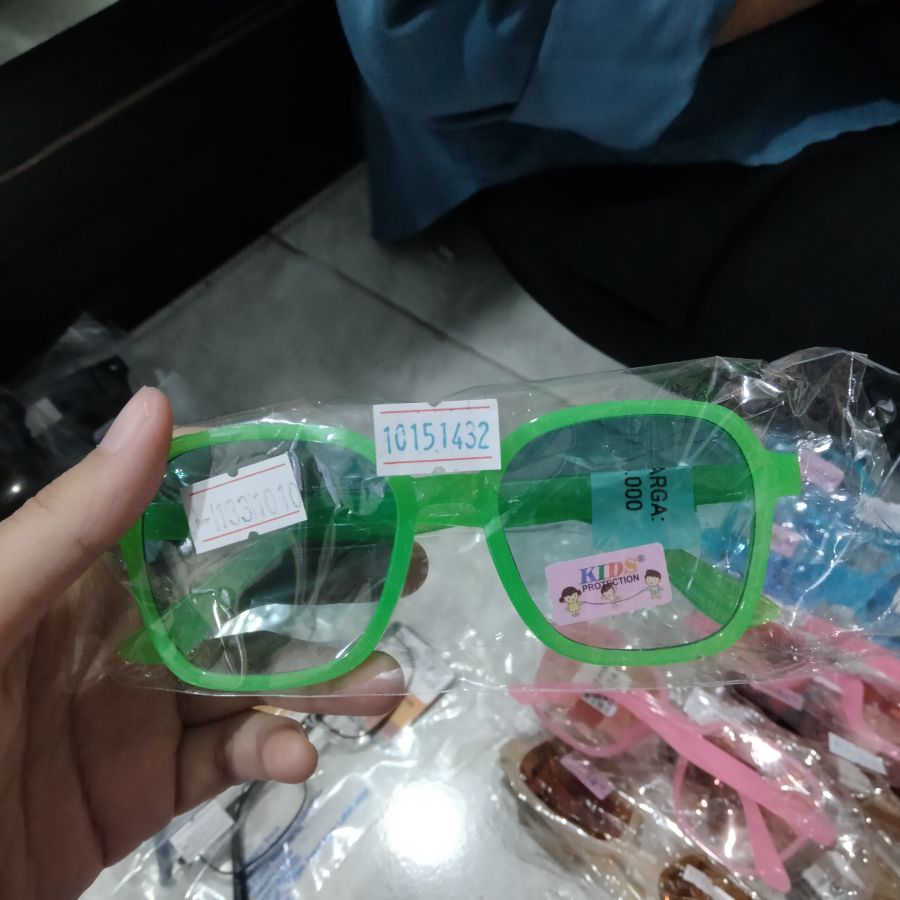 Kacamata Anak Cewek Hijau