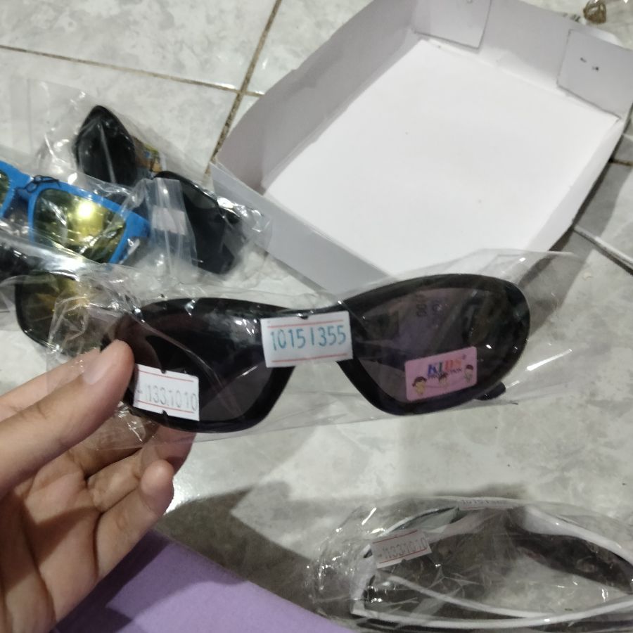 Kacamata Anak Cowo Hitam