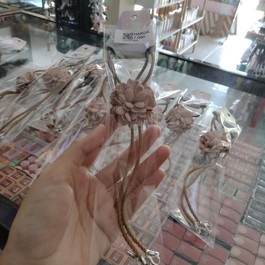 Strap Masker Bunga