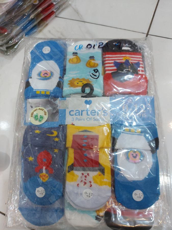 Kaos kaki carters lipat 0-12
