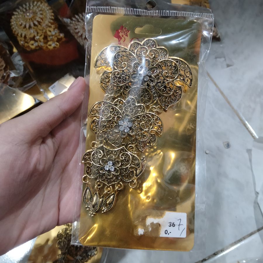 Bross Kebaya