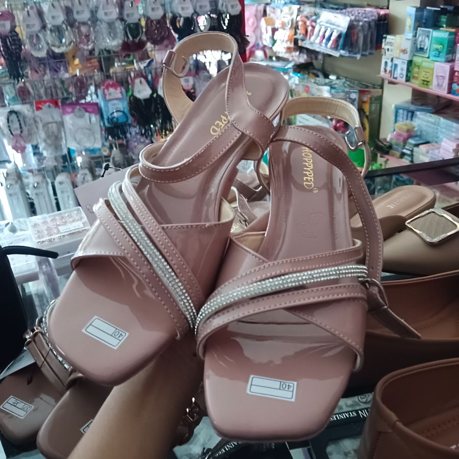 Hoppyped Heels/40