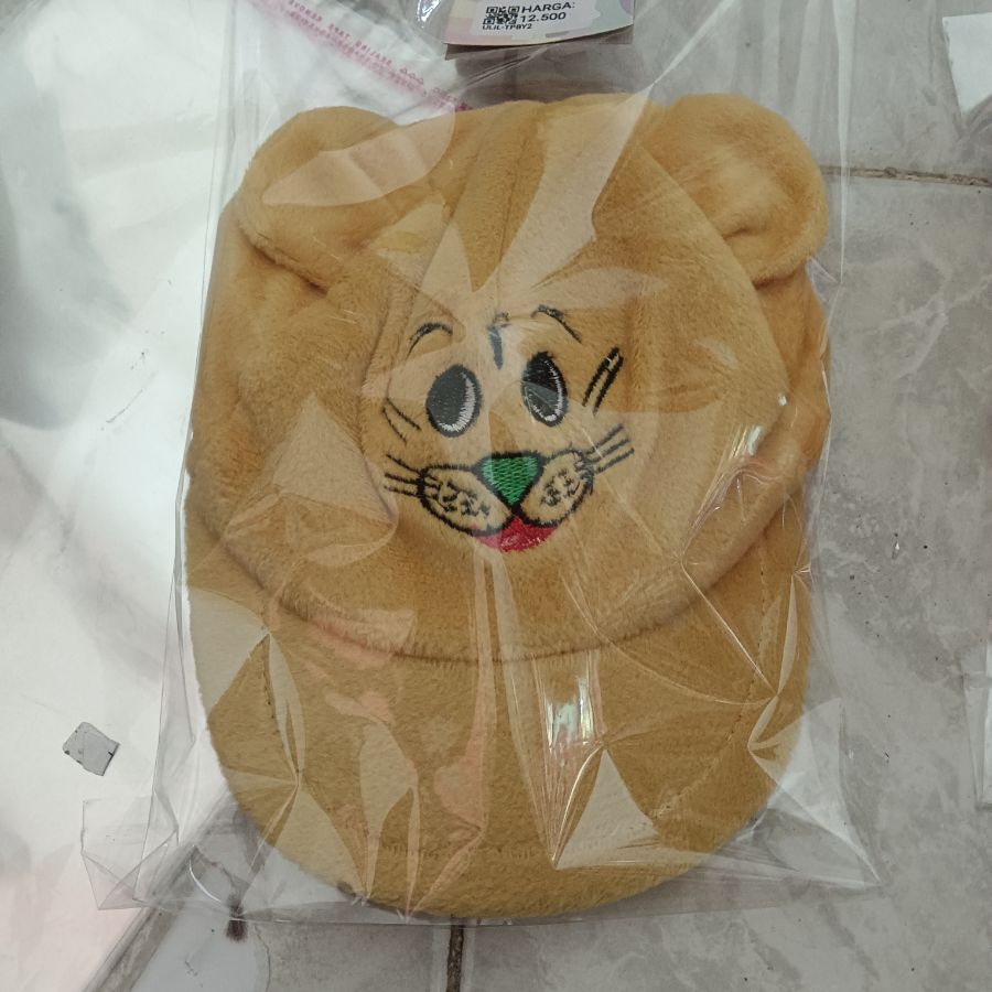 Topi Bayi Karakter