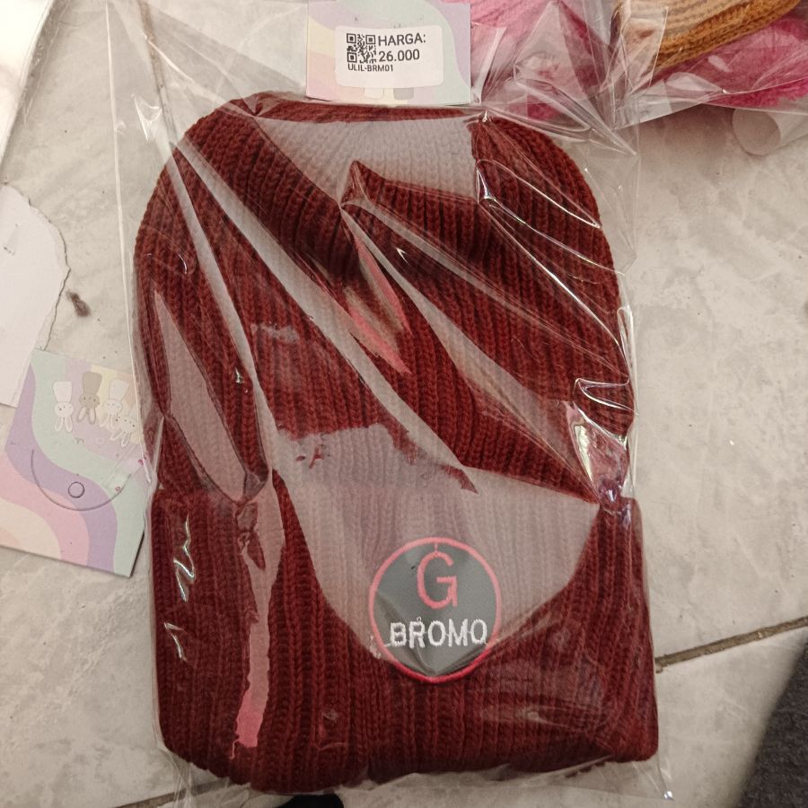 Kupluk Bromo Maroon