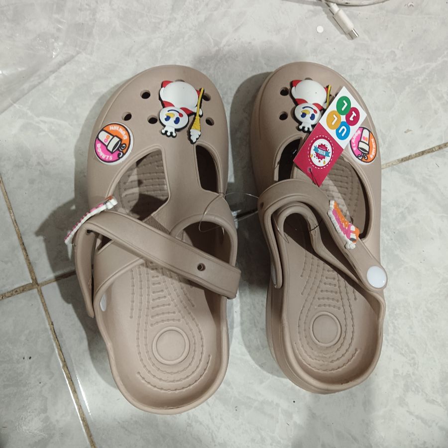 Sandal Slop Mixue/38
