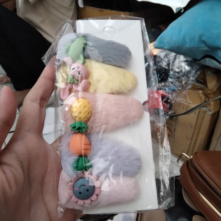 jepit rambut 