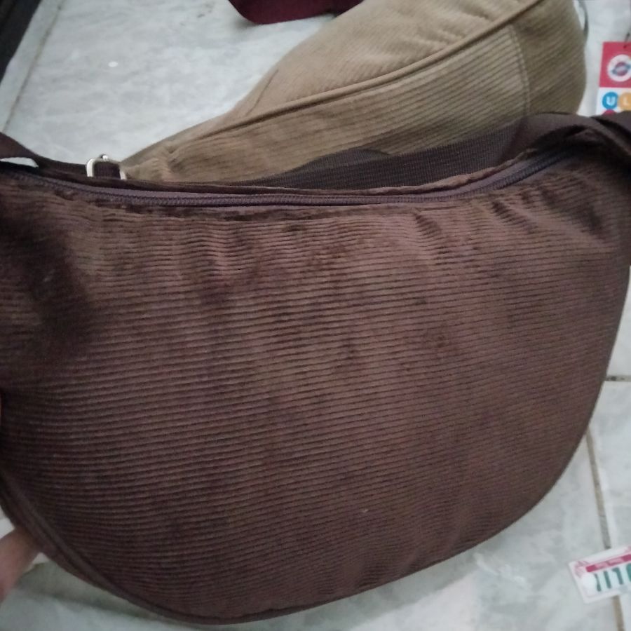 tas selempang 
