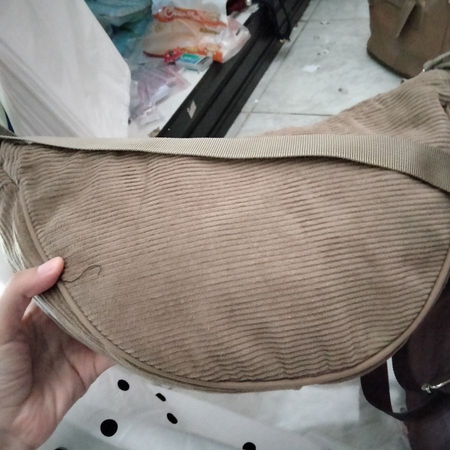 tas sellempang 